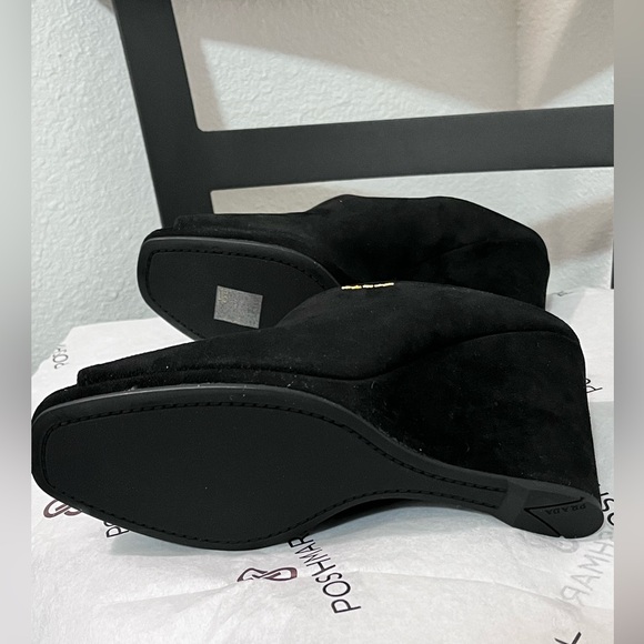 PRADA PRE-LOVED RARE AUTHENTIC BLACK SUEDE WEDGE SLIP ON SANDALS - Picture 8 of 17